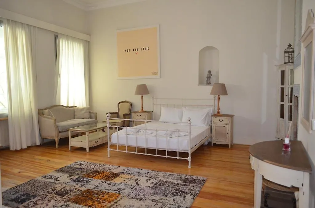 Curcuna Hotel Алачати