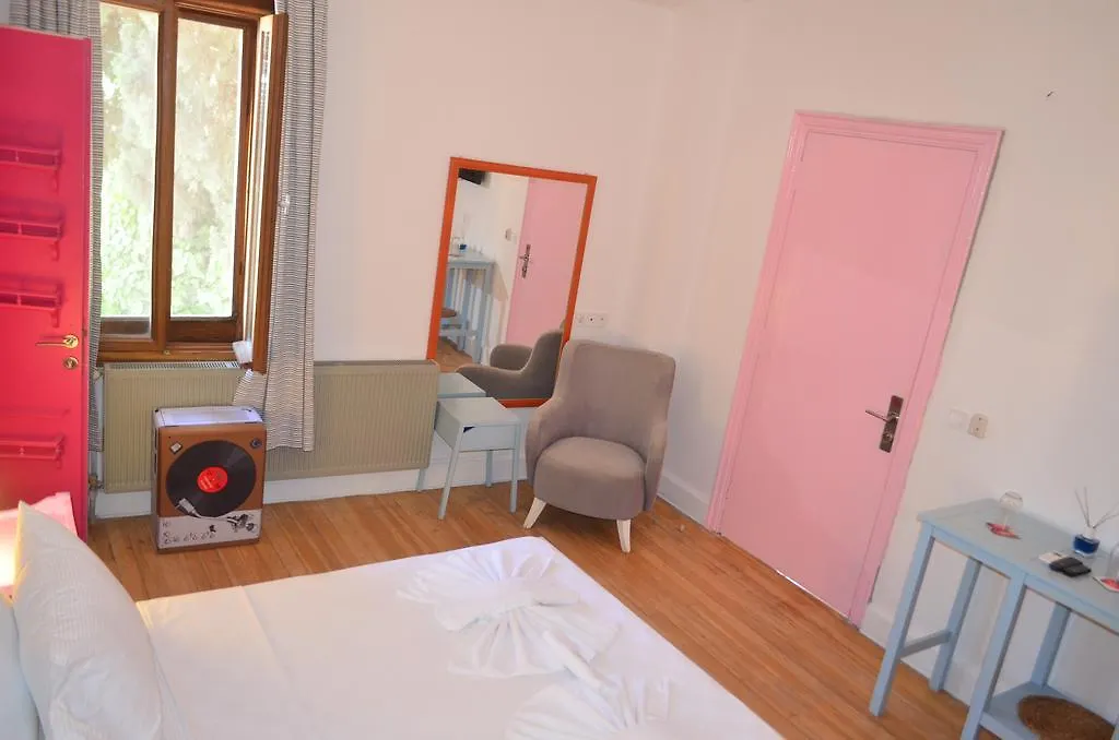 Curcuna Hotel Алачати 3*,  Турция